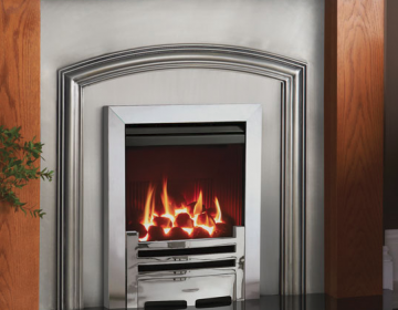 Gazco Logic HE coal with Arts fret and Box Profil2 frame. Also shown with Berkeley Polished London Front, Polished insert panel and Brompton rich oak mantel.
