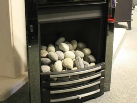 Trent Fireplaces HiLine HE Inset Gas Fire with Pebble Fuel Bed, Natural Gas (Cambridge showroom)
