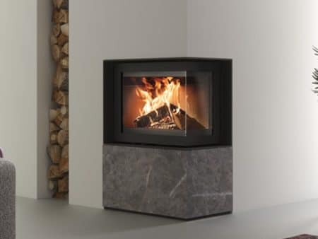 Dik Geurts Instyle Corner Slim 660-570 wood burning stove. flame effect