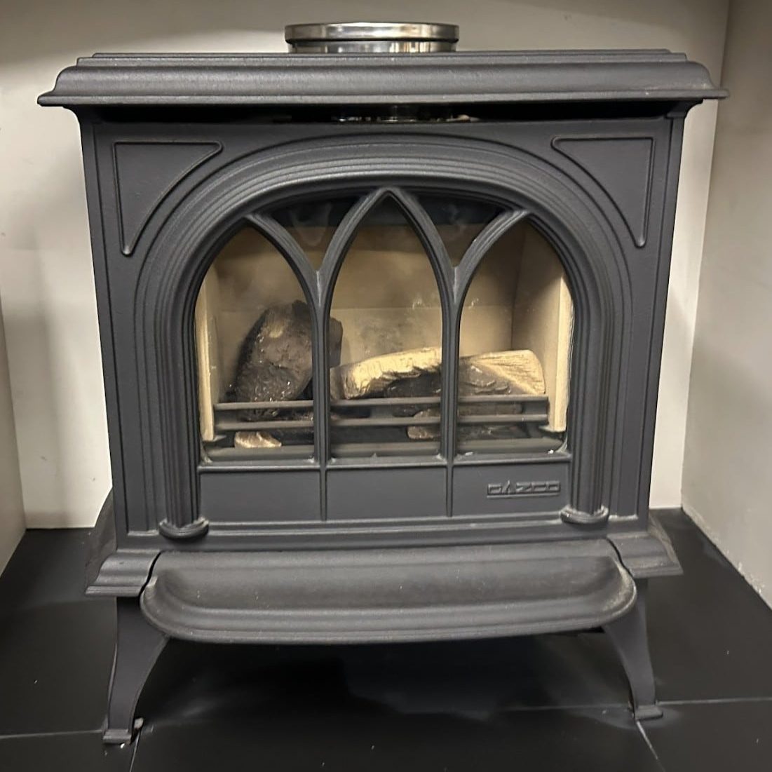 Gazco Huntingdon 30 Balance Flue Gas Stove NG Ex Live Display Location Chelmsford Was £ 2339 Now £ 900