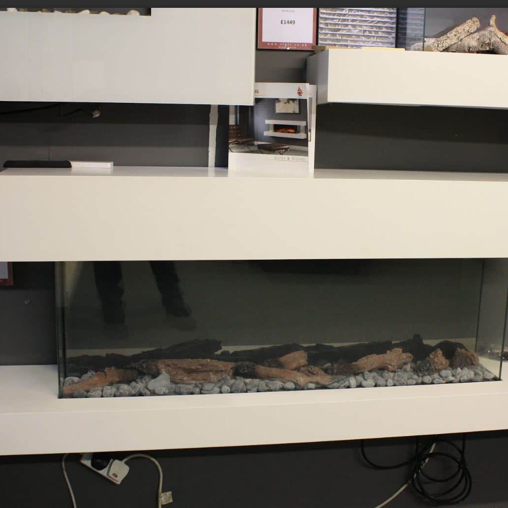 Gazco eReflex 110W Outset Electric Fire in Trento Suite (Chelmsford Shop)